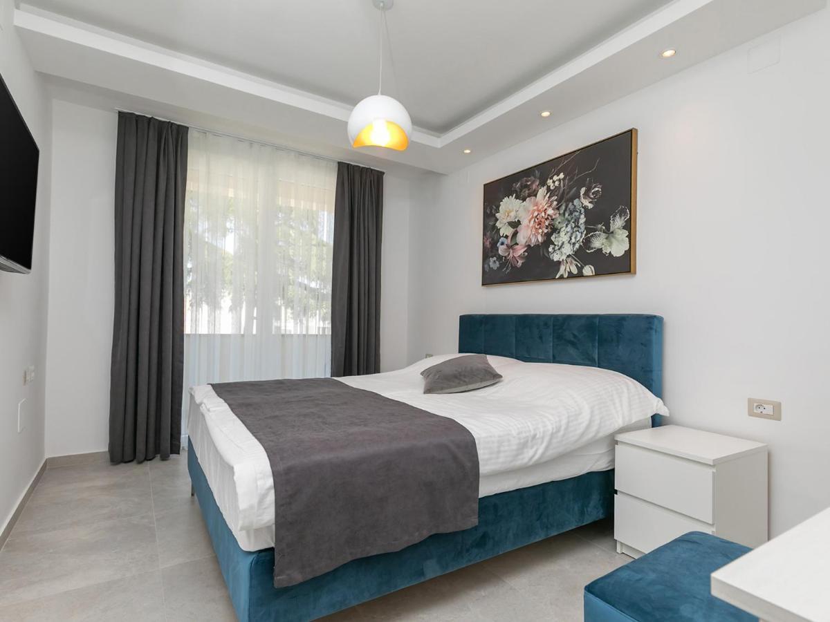 Nadija Apartmani Poreč Exteriör bild