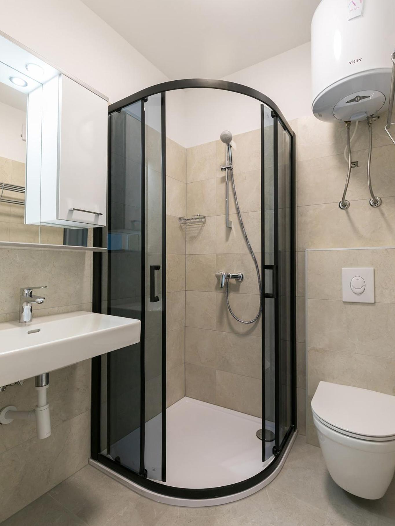 Nadija Apartmani Poreč Exteriör bild